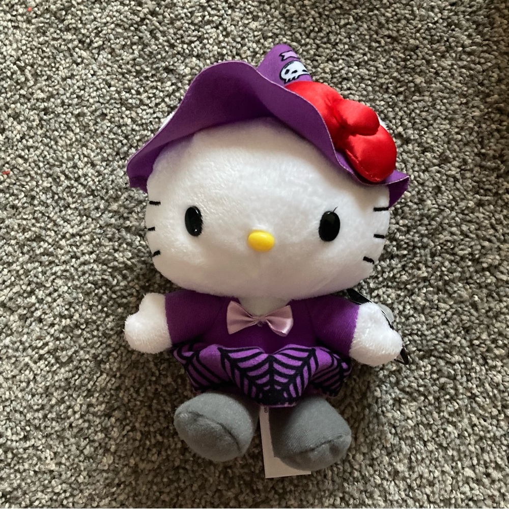 NWT Halloween witch hello kitty plush
